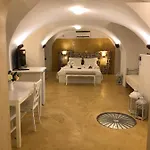 Villa Traditional Cave Villa-paradise & Prive Jacuzzi *