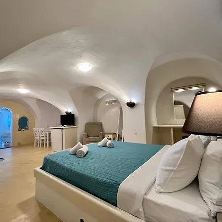 Traditional Cave Villa-paradise & Prive Jacuzzi Vila