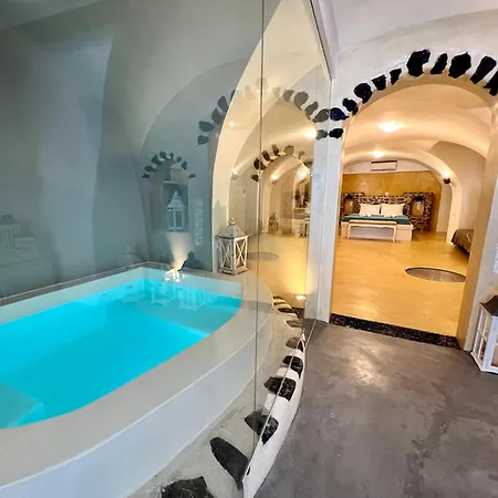Traditional Cave Villa-paradise & Prive Jacuzzi Vila