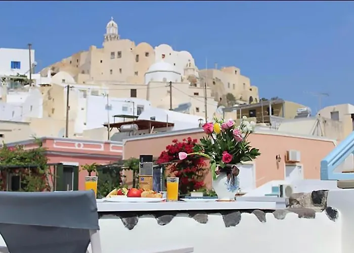 Traditional Cave Villa-paradise & Prive Jacuzzi * Emporio (Santorini)